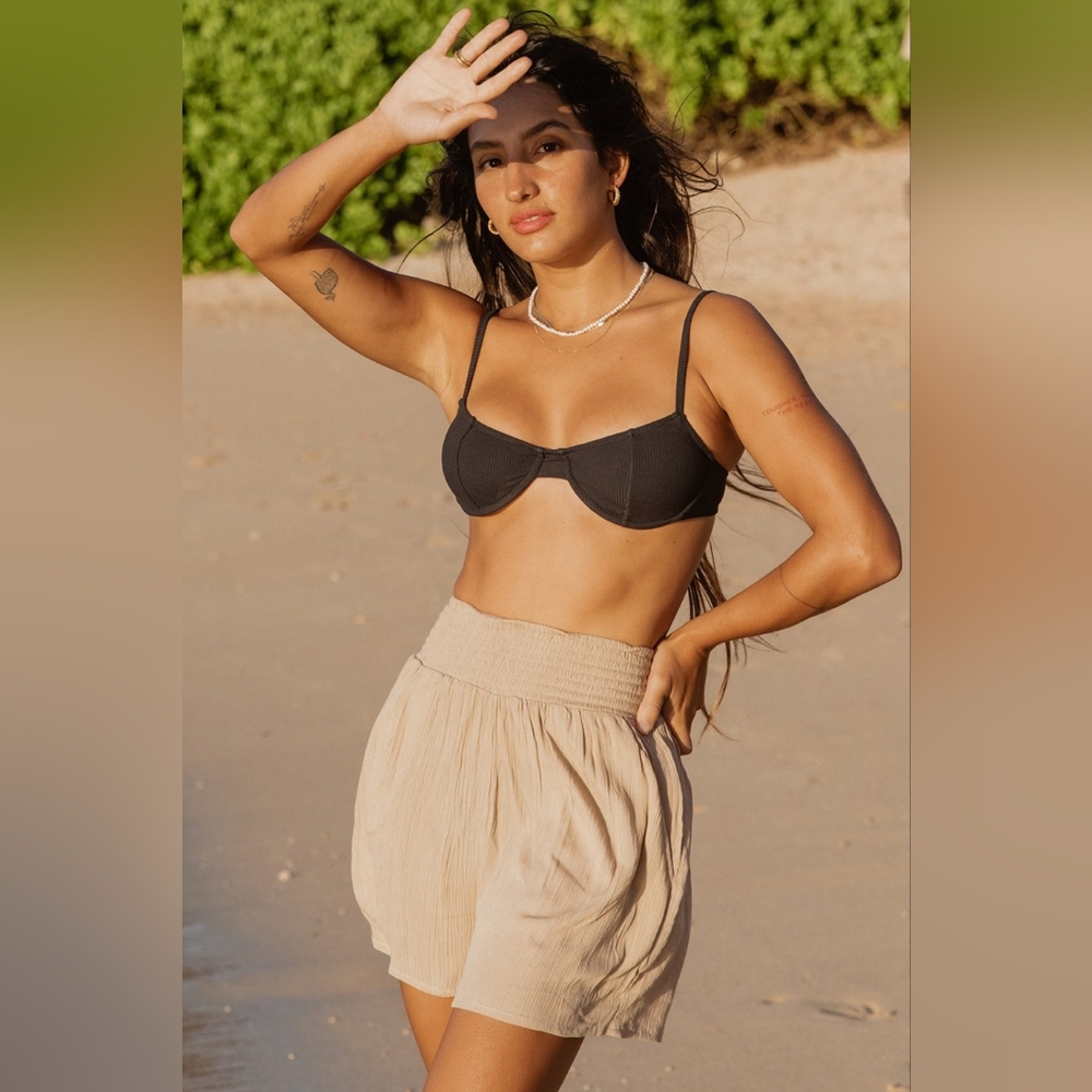 Koy Resort Miami Smocked Front Beach Shorts  S NWT